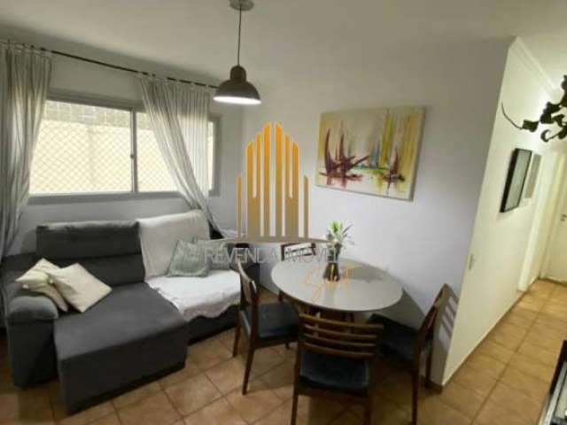 Apartamento com 2 quartos à venda na Rua Vitorino Carmilo, 620, Barra Funda, São Paulo por R$ 580.000