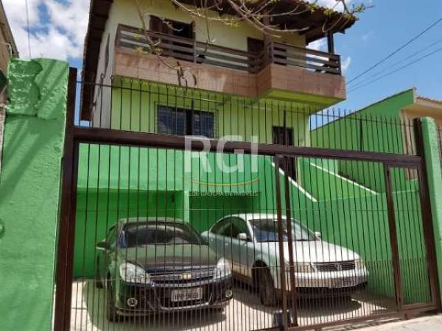 Casa com 4 quartos à venda na Avenida Benno Mentz, --, Vila Ipiranga, Porto Alegre, 450 m2 por R$ 849.000