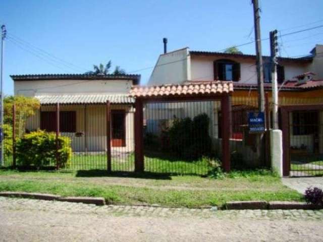Casa com 2 quartos à venda na Rua dos Guenoas, --, Guarujá, Porto Alegre, 80 m2 por R$ 300.000