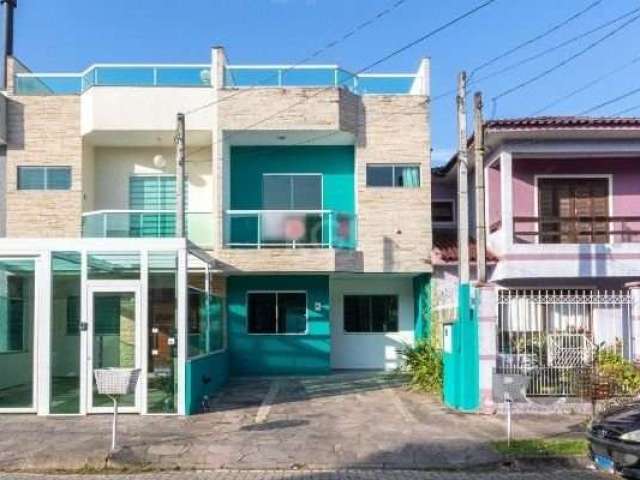 Casa em condomínio fechado com 3 quartos para alugar na Rua Angico, --, Hípica, Porto Alegre, 204 m2 por R$ 5.000