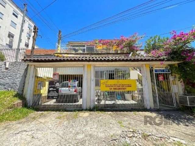 Casa com 2 quartos à venda na Rua Tenente Ary Tarrago, --, Jardim Itu Sabará, Porto Alegre, 140 m2 por R$ 650.000