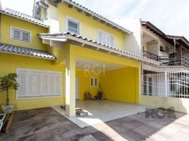 Casa com 3 quartos para alugar na Rua Senador Mondin, --, Aberta dos Morros, Porto Alegre, 198 m2 por R$ 3.800