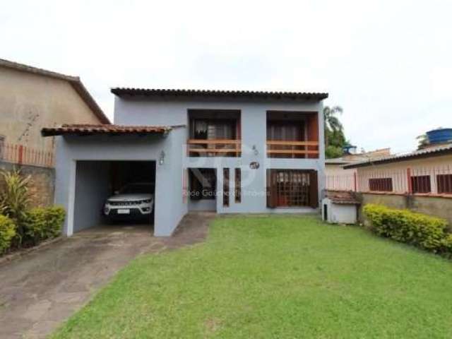 Casa com 3 quartos à venda na Rua Doutor Pereira Neto, --, Tristeza, Porto Alegre, 300 m2 por R$ 1.200.000