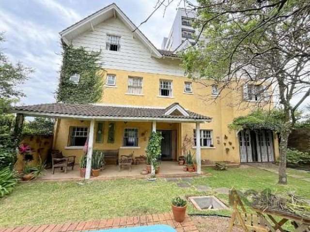 Casa em condomínio fechado com 5 quartos à venda na Avenida Otto Niemeyer, --, Tristeza, Porto Alegre, 320 m2 por R$ 969.000