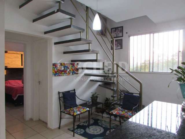 Cobertura com 2 Quartos e 2 banheiros à Venda, 110 m² por R$ 335.000