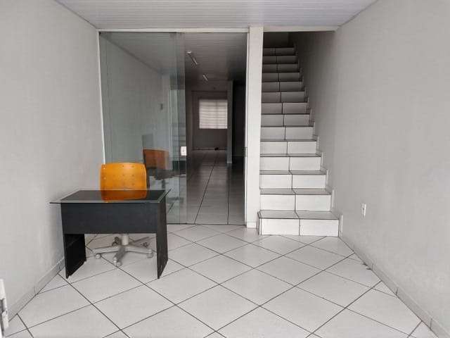 Casa com 2 dorms, Vila Santa Rita, Sorocaba - R$ 390 mil, Cod: 218077
