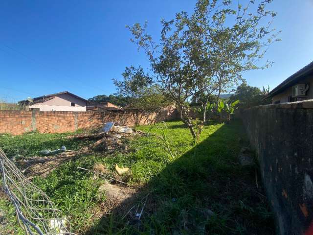 Oportunidade Única: Terreno Espetacular no Paranaguamirim- pronto para construir