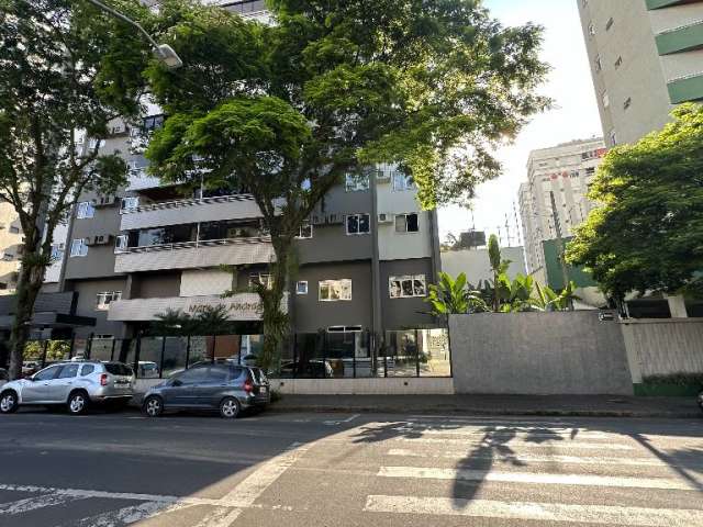 Excelente apartamento com 1 suíte mais 2 quartos à venda no bairro Atiradores em Joinville - SC