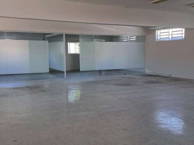 Barracão / Galpão / Depósito com 5 salas para alugar na Chácara Santo Antônio, São Paulo , 450 m2 por R$ 15.000