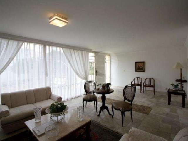 Casa a venda com  388 m², 04  quartos, 04 vagas, no bairro de Sumaré!