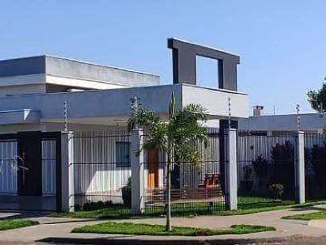 Casa à venda em Maringá, Jardim Munique, com 3 quartos, com 250 m²