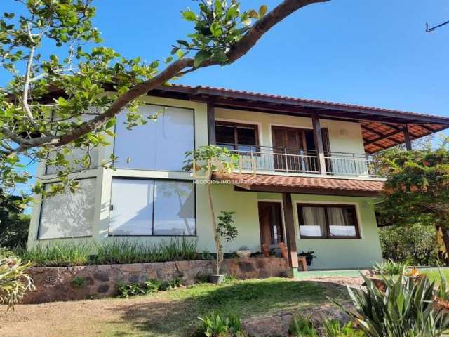 Casa em condomínio fechado com 3 quartos à venda na Rua Vereador Osni Ortiga, 2991, Lagoa da Conceição, Florianópolis por R$ 2.880.000