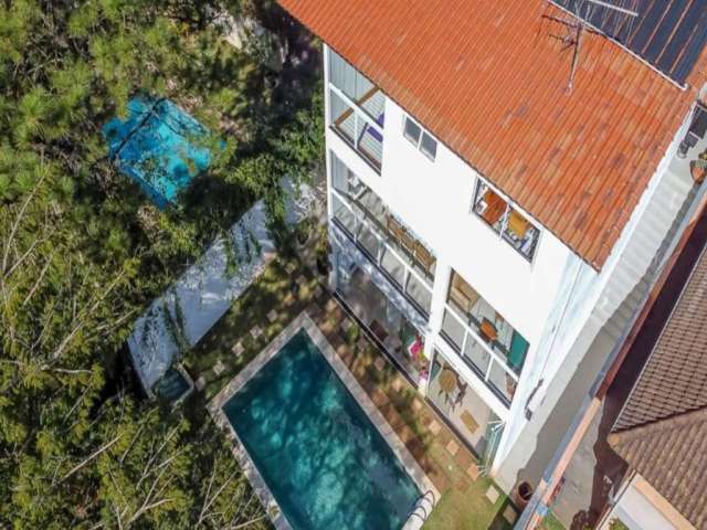 Casa em condomínio fechado com 6 quartos à venda na Alameda dos Lírios, Morada das Flores (Aldeia da Serra), Santana de Parnaíba, 500 m2 por R$ 2.500.000
