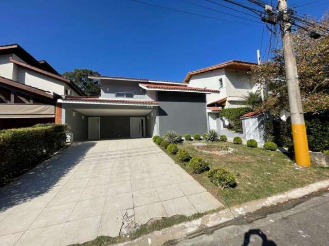 Casa em condomínio fechado com 4 quartos para alugar na Alameda Guarujá, Alphaville, Santana de Parnaíba, 350 m2 por R$ 16.000