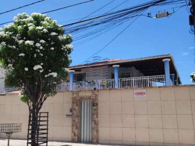 Casa com 4 dormitórios, 270 m² - venda por R$ 800.000,00 ou aluguel por R$ 4.000,00/mês - Cidade dos Funcionários - Fortaleza/CE - CA0175