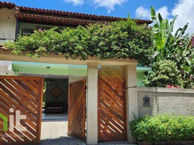 Casa com 3 dormitórios à venda, 268 m² por R$ 440.000,00 - Badu - Niterói/RJ