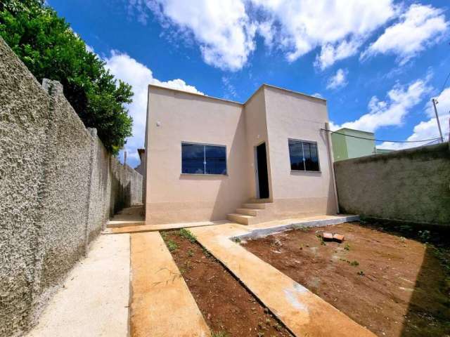 Casa à venda no Bairro Vila Suzana na cidade de Mateus Leme | JUATUBA IMÓVEIS