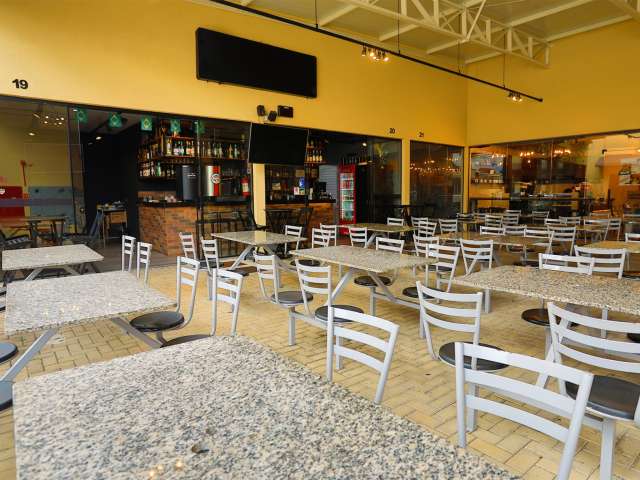 Bar / Restaurante à venda no Sítio Cercado (Izaac Ferreira da Cruz - Curitiba-PR)