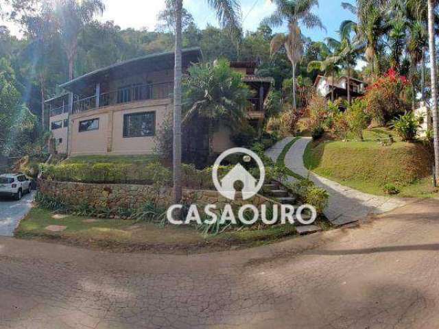 Casa com 5 quartos à venda, 385 m² por R$ 1.780.000 - Canto das Águas - Rio Acima/MG