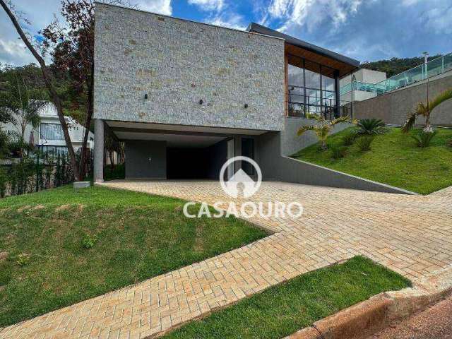 Casa com 4 quartos à venda, 331 m² por R$ 3.890.000 - Condomínio Quintas do Sol - Nova Lima/MG