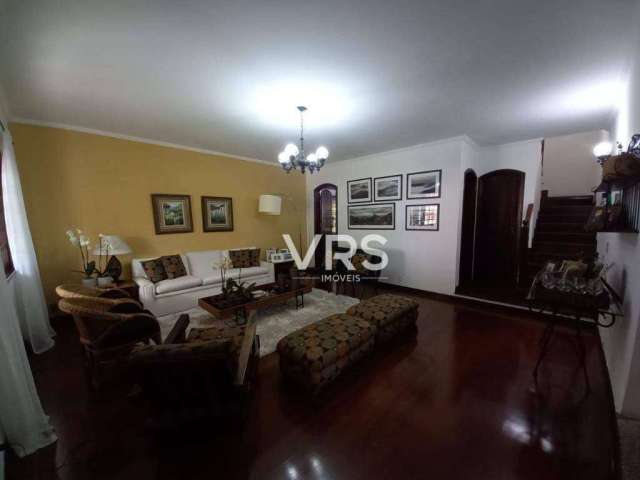 Casa com 3 dormitórios à venda, 287 m² por R$ 1.400.000,00 - Várzea - Teresópolis/RJ