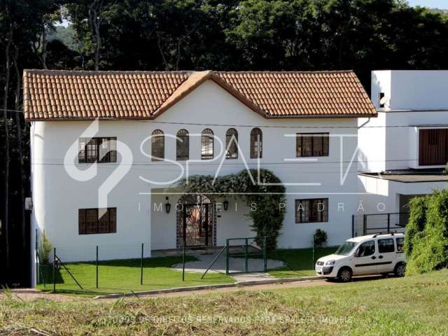 Maravilhosa casa com estilo mediterrâneo à venda no condomínio Terras de Santa Teresa localizado entre Itupeva e Vinhedo