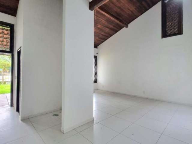 Casa comercial para alugar, 162.49 m2 por R$5190.00  - Anita Garibaldi - Joinville/SC