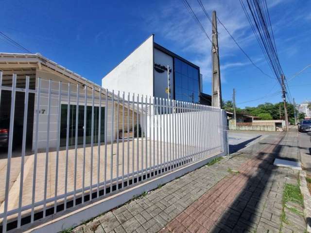 Sala para alugar, 49.50 m2 por R$2500.00  - Saguacu - Joinville/SC