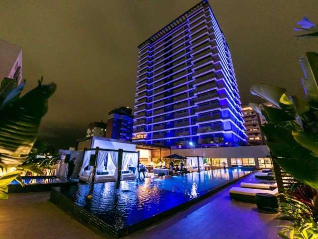 Apartamento com 3 quartos  para alugar, 197.06 m2 por R$7199.00  - America - Joinville/SC