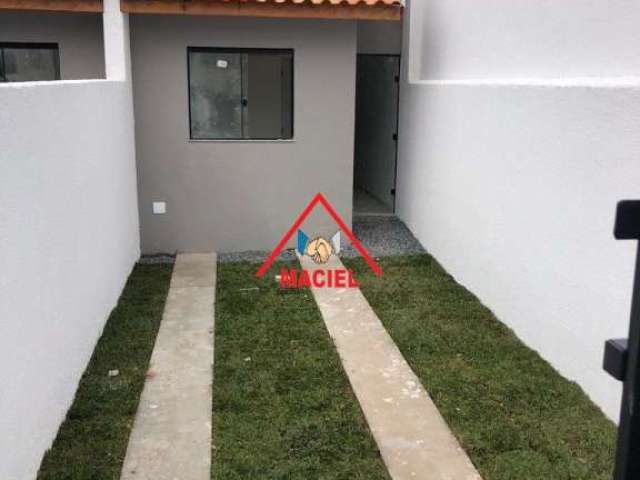 Casa com 2 quartos à venda na Rua Augusto Bertoldi, 49, Campo de Santana, Curitiba por R$ 200.000