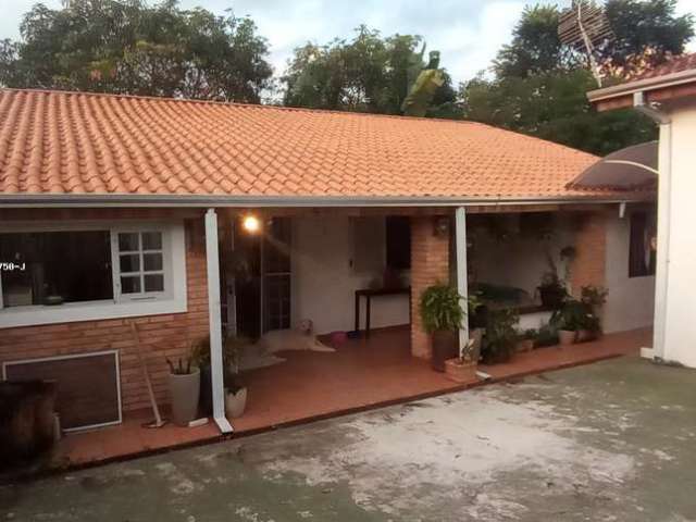Casa em Condominio à Venda, em São José dos Campos