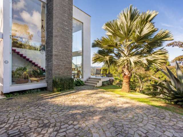 Casa com 4 quartos à venda na Alameda Major Paulo César Campos, Araras, Petrópolis, 350 m2 por R$ 2.500.000