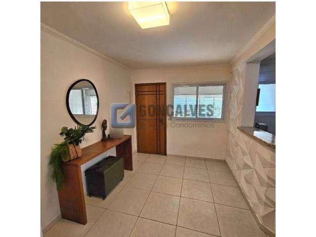 Casa com 2 quartos para alugar no Independência, São Bernardo do Campo , 106 m2 por R$ 3.300