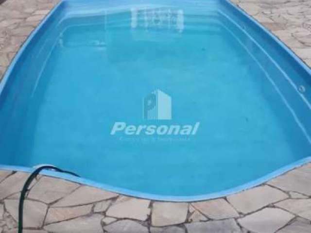 Casa com piscina no  Vale das Flores em Tremembé - CA0855