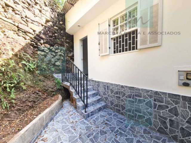 Casa com 3 quartos à venda na Rua Salvador Trópia, Centro, Ouro Preto, 146 m2 por R$ 450.000
