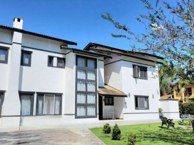 Casa com 4 dormitórios à venda, 504 m² por R$ 2.780.000,00 - Patrimônio do Carmo - São Roque/SP