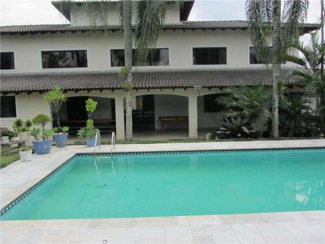 Casa com 4 dormitórios à venda, 495 m² por R$ 2.800.000,00 - Fazendinha - Carapicuíba/SP