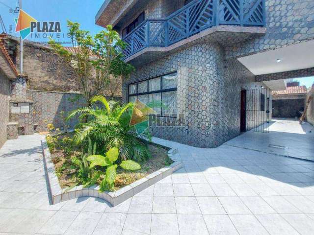 Casa com 3 dormitórios à venda, 280 m² por R$ 1.100.000,00 - Ocian - Praia Grande/SP