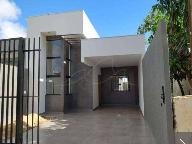 Casa à venda em Maringá no Parque Tarumã, com 3 quartos e com 75 m² de construção
