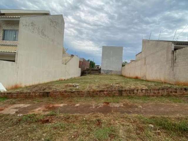 Terreno à venda em Maringá no Jardim Monte Rei, com 304.15 m² de extensão