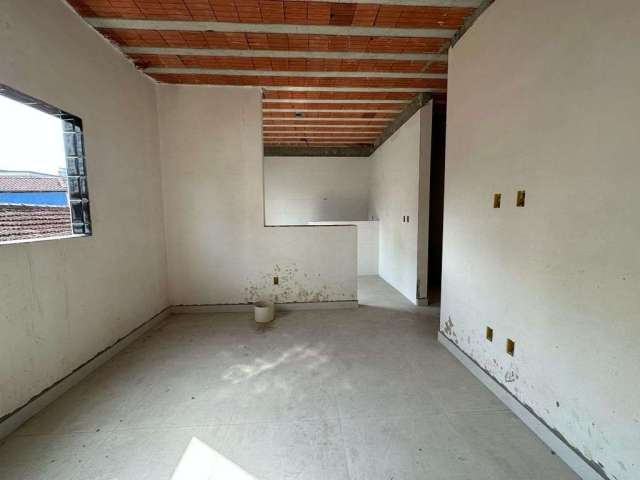 Casa com 2 dormitórios à venda, 47 m² por R$ 285.000,00 - Boqueirão - Praia Grande/SP