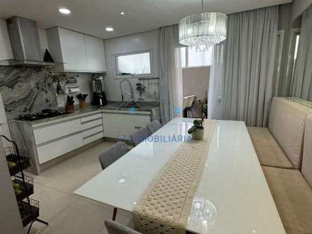 Casa em Condomínio com 3 Quartos(1 Suíte)  à venda, 118 m² por R$ 799.000  - Condomínio Queluz Vita