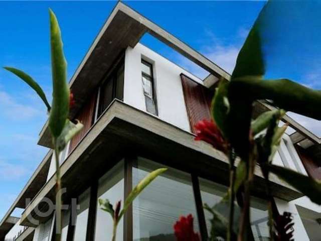 Casa com 3 quartos à venda na Rua do Babaçú, 95, Itacorubi, Florianópolis, 165 m2 por R$ 1.790.000