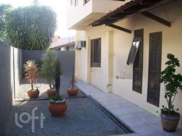 Casa com 4 quartos à venda na Rua do Marfim, 79, Monte Verde, Florianópolis, 200 m2 por R$ 800.000
