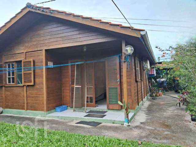 Casa com 2 quartos à venda na Rua das Corticeiras, 313, Campeche, Florianópolis, 70 m2 por R$ 1.600.000
