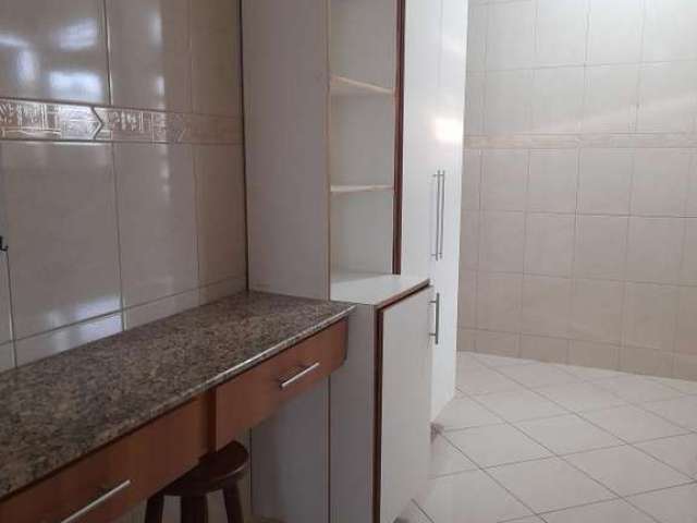 Apartamento para Locação em Rio de Janeiro, Bras de Pina, 2 dormitórios, 1 banheiro