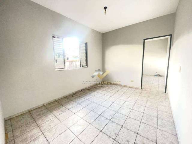 Casa com 1 dormitório para alugar, 45 m² por R$ 900,00/mês - Vila Suíça - Santo André/SP