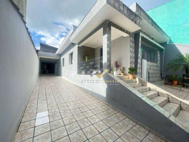 Casa com 3 dormitórios à venda, 165 m² por R$ 595.000,00 - Jardim Santo André - Santo André/SP