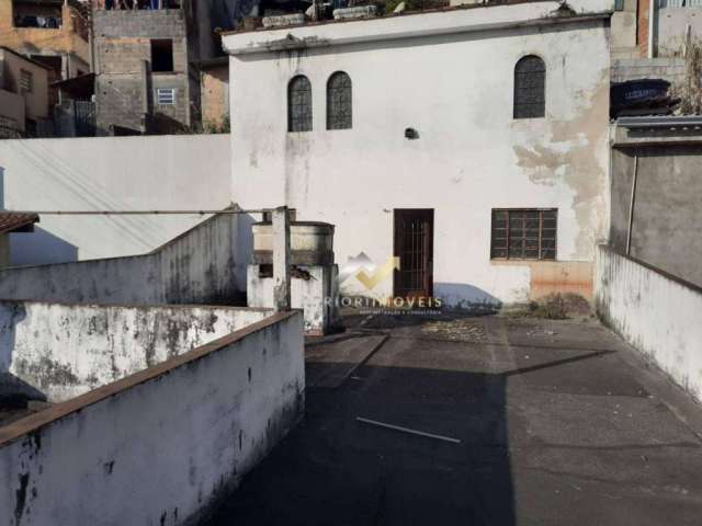 Casa com 3 dormitórios à venda por R$ 200.000,00 - Vila Lutécia - Santo André/SP