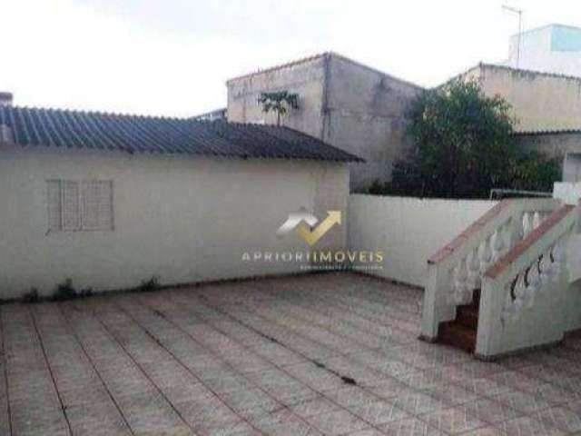 Casa com 3 dormitórios para alugar, 254 m² por R$ 3.211,00/mês - Vila Lucinda - Santo André/SP